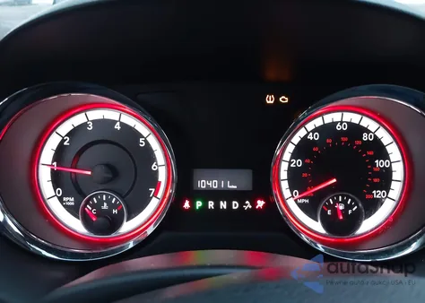 2012 Dodge Grand Caravan Sxt z USA, uszkodzony, nr VIN 2C4RDGCG6CR241102